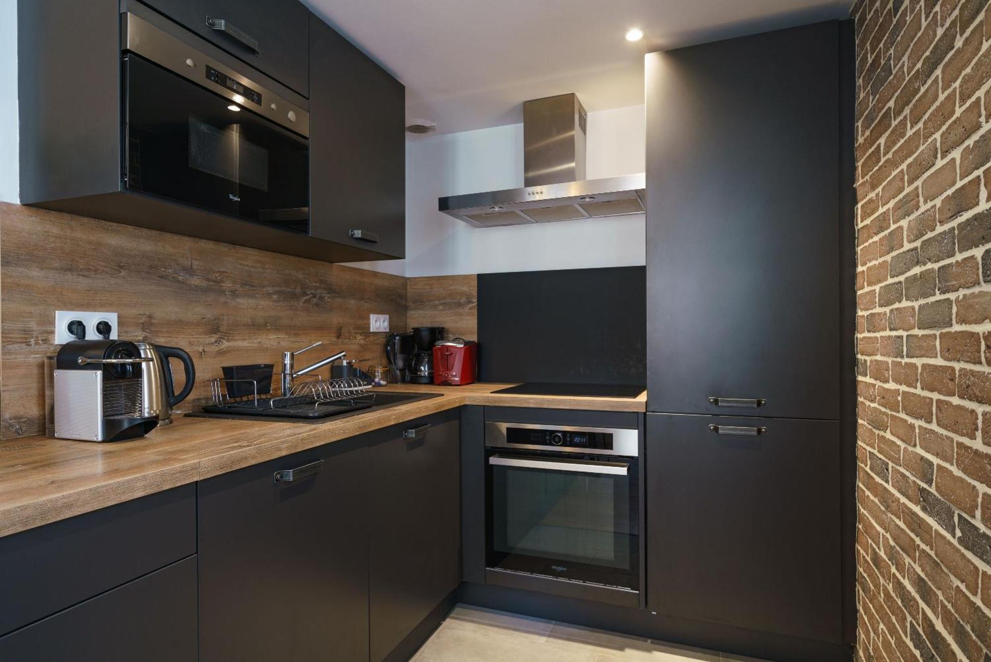 Le Baleschoux - Parking - Prestiplace Collection Tours Luaran gambar